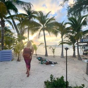 Meet your Posher, Claudia